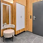 Orlik 8 Z Prywatna Sauna, Pilkarzykami, 80 Metrow - 5d 카르파츠