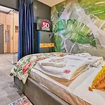 Z Prywatną Sauną, Piłkarzykami, 80 Metrów - 5d Karpacz