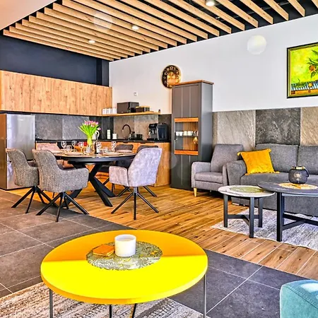 Orlik 8 Z Prywatna Sauna, Pilkarzykami, 80 Metrow - 5d Karpacz